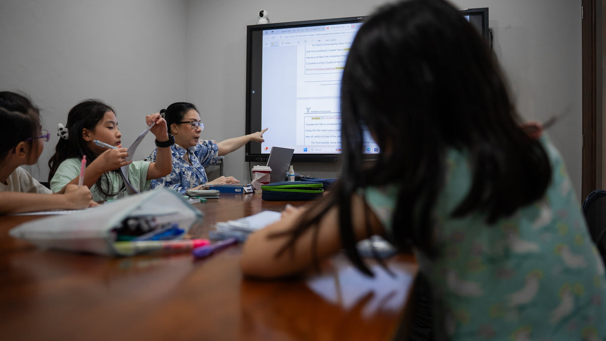 How a PSLE English Tuition Centre Perfects Your Child’s Oral and Listening Skills?