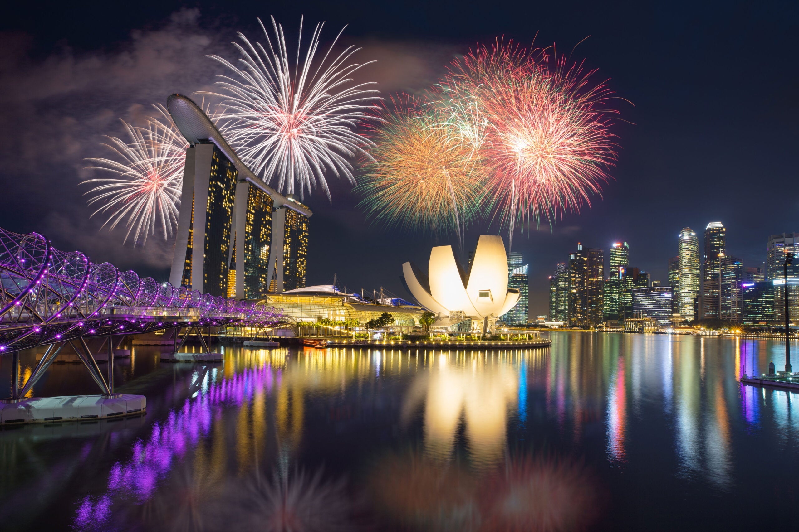 Why is the Singapore education system considered the best in the world?